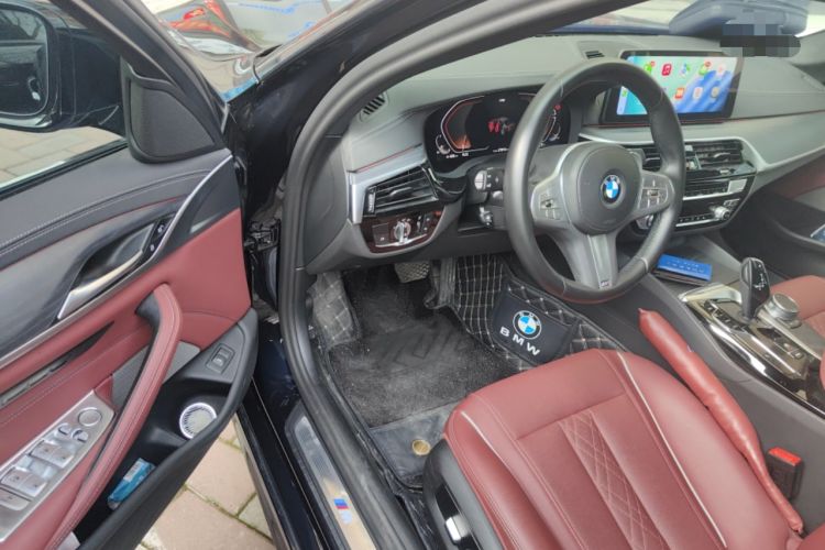 Used BMW 5 Series 2023 530Li Leading Model M Sport Package Driver Seat