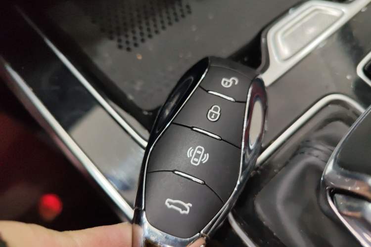 Used Hongqi HS5 2023 2.0T Qixiang Pro Edition