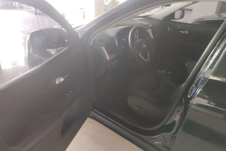 Used Jeep Cherokee 2017 2.0L Superior Edition