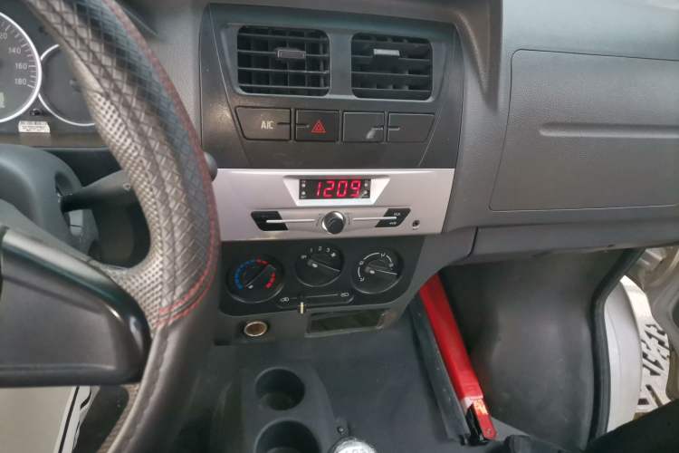 Used Dongfeng Xiaokang K07S 2017 1.2L Practical Version DK12-10