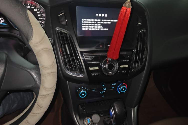 Used Ford Focus 2015 Hatchback 1.6L Automatic Comfort Model
