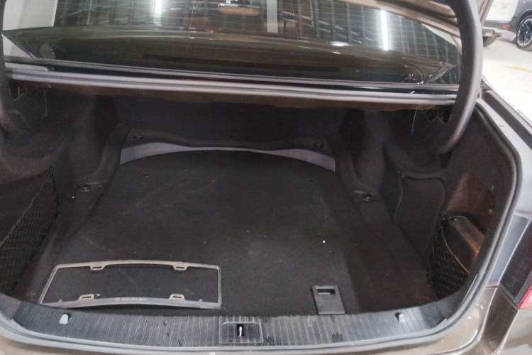 Used Mercedes-Benz E-Class 2015 E 200 L Sport Edition