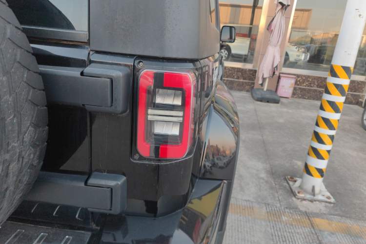 Used BAIC Off-Road BJ40 2018 PLUS 2.3T Automatic Four-Wheel Drive Premium Edition China V