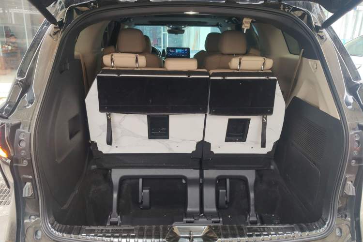 Used Toyota Granvia 2023 2.5L Hybrid Prestige PLUS Edition