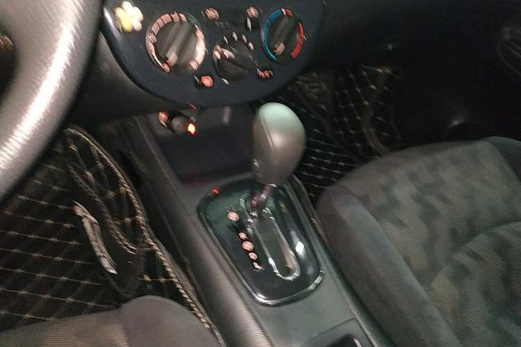 Used Nissan Tiida 2011 1.6L CVT Comfort Model