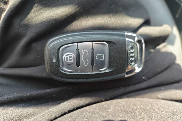 Used Audi A6L 2018 30th Anniversary Edition 35 TFSI Fashion Model