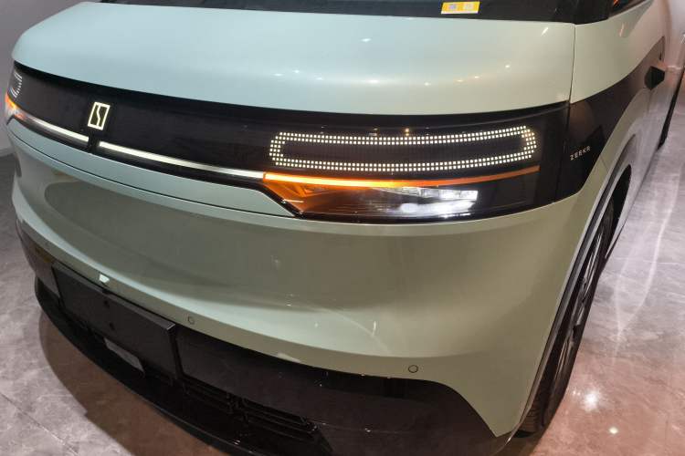 Used Zeekr MIX 2025 Long-Range Intelligent Driving Edition Left Front Headlight