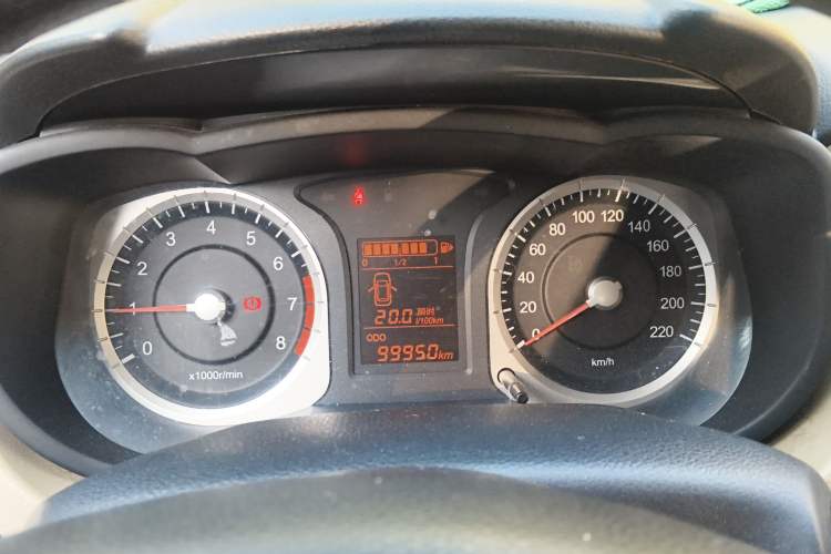 Used Venucia R50 2013 1.6L Manual Fashion Edition