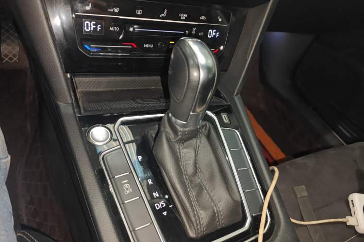 Used Volkswagen Magotan 2020 330TSI DSG Luxury Edition
