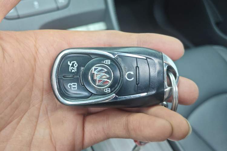 Used Buick LaCrosse 2022 652T Luxury Version Vehicle Key