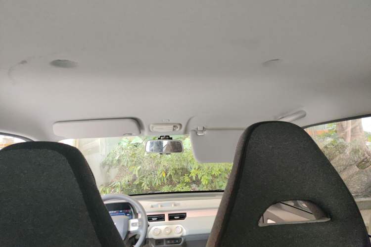 Used Chery QQ QQ Ice Cream 2022 170km Sundae Phosphate Lithium-Ion
