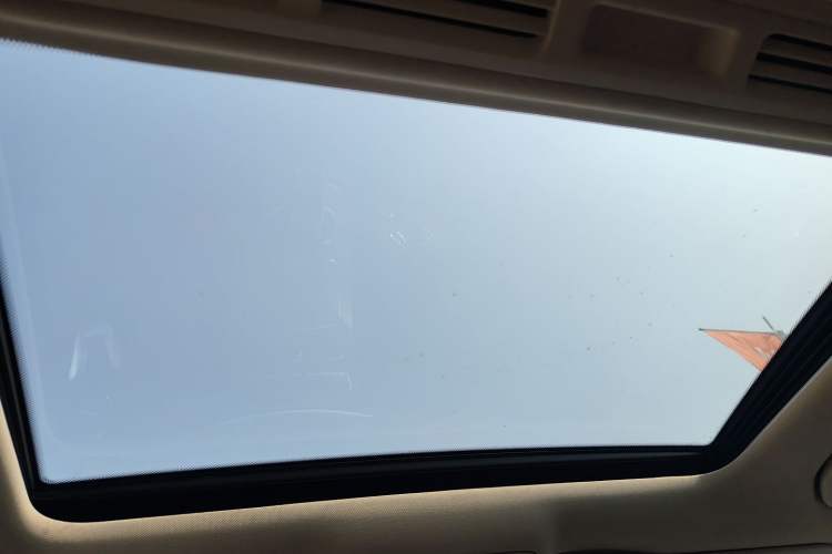 Used Mercedes-Benz E-Class 2018 Facelift E 200 L 4MATIC Headliner