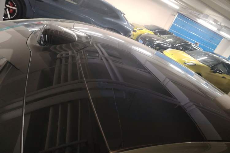 Used Xiaomi Auto SU7 2024 Four-Wheel Drive Ultra-Long Range Advanced Intelligent Driving Max Edition
