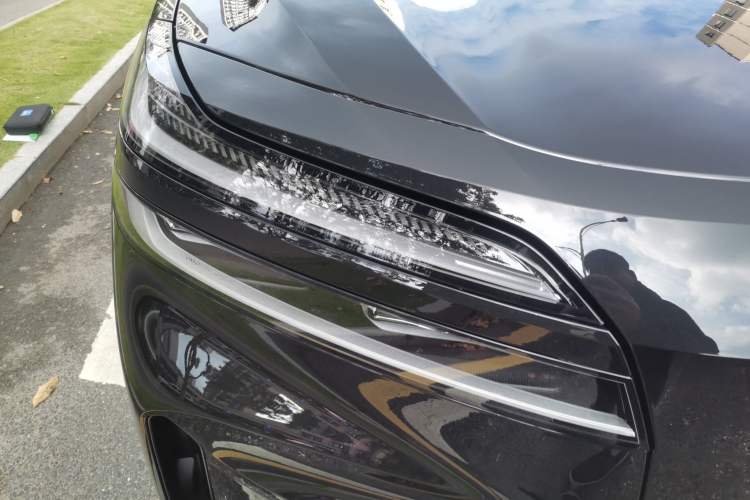 Used ONVO Luxeed L90 2025 Model—Max Six-Seater Version
