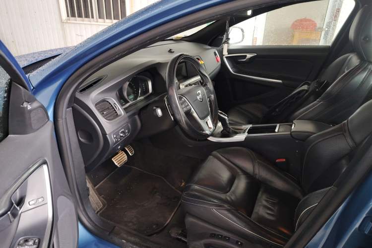 Used Volvo S60 2014 Facelift T5 Personalized Sport Edition
