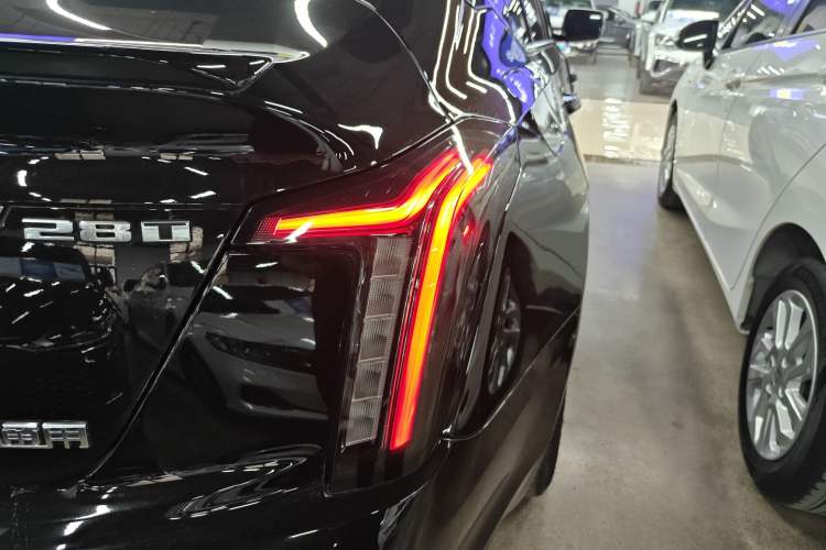 Used Cadillac CT5 2023 28T Prestige Model Right Rear Taillight