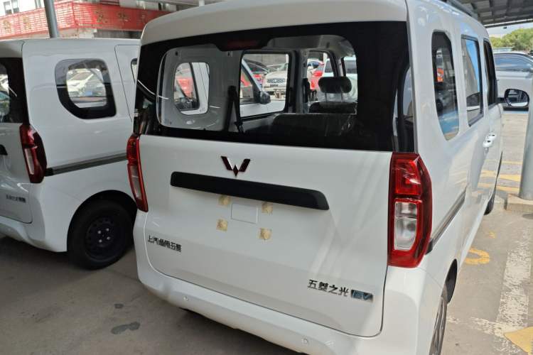 Used Wuling Zhiguang New Energy 2025 Comfort Model