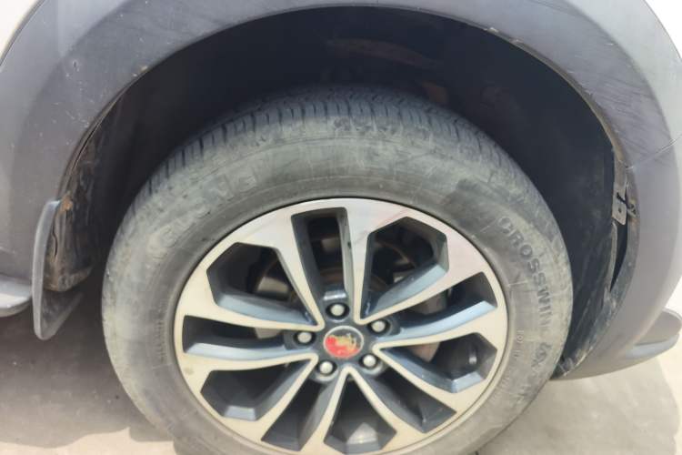 Used FORTHING Joyear X5 2013 1.6L Manual Luxury Model China IV Standard Right Front Wheel Hub