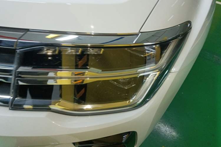 Used Volkswagen Teramont 2021 530 V6 All-Wheel Drive Prestige Flagship Edition Left Front Headlight