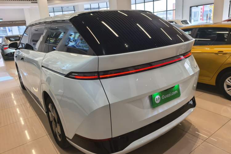 Used XPeng X9 2024 610 Long-Range Pro