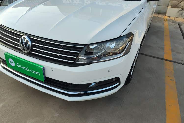 Used Volkswagen Lavida 2017 1.6L Automatic Comfort Edition