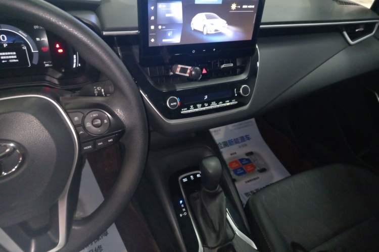 Used Toyota Corolla 2023 1.8L Smart Electric Hybrid Dual-Motor Elite Edition Audio And AC Panel