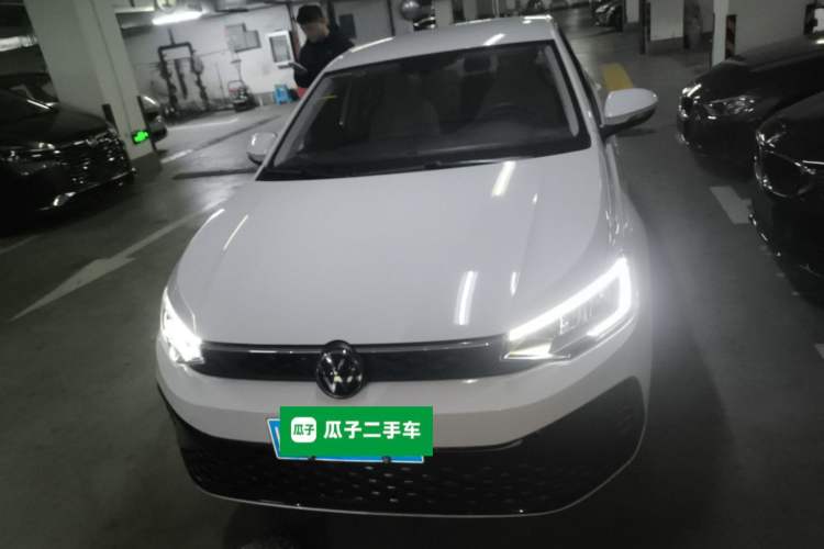 Used Volkswagen Lavida 2023 New Sharp 1.5L Automatic Excellent New Edition
