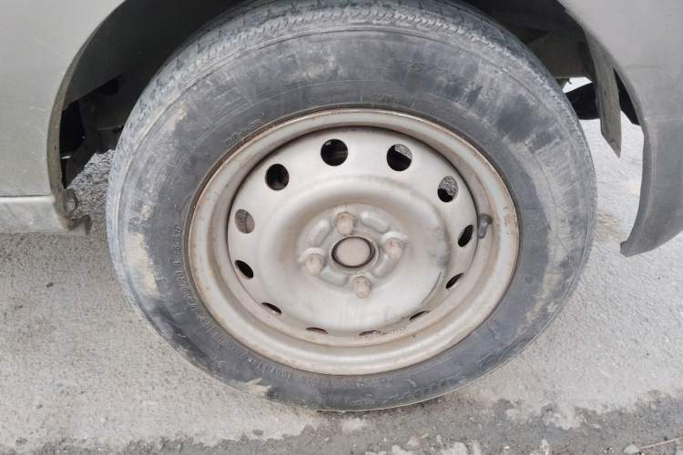 Used Jinbei Hiace X30 2018 1.5L Cargo Van Comfort Model DLCG14 Right Front Wheel Hub