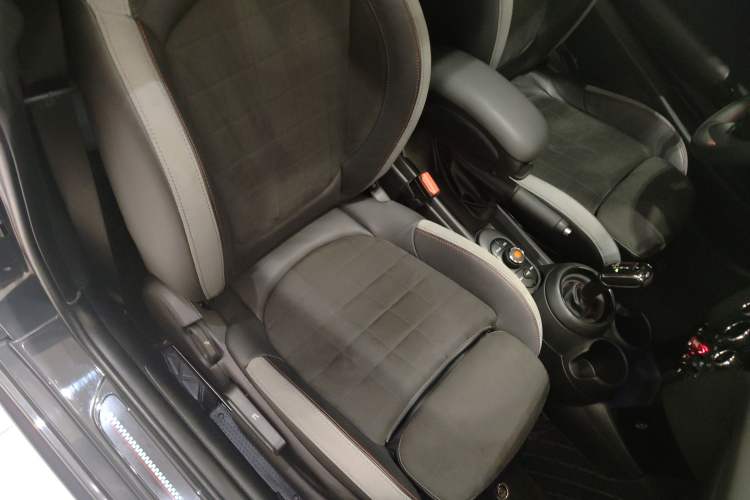 Used MINI MINI 2019 2.0T COOPER S Racing Driver
