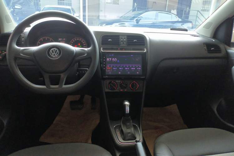 Used Volkswagen Polo 2016 1.4L Automatic Trendy Model Center Console