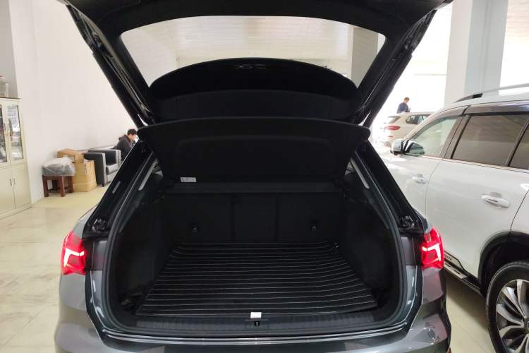 Used Audi Q3 2021 35 TFSI Fashion Dynamic Model