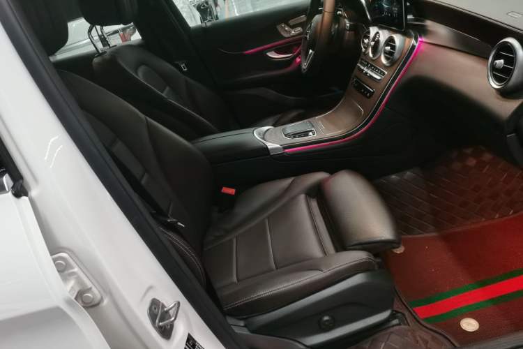 Used Mercedes-Benz GLC 2022 Second Facelift GLC 260 L 4MATIC Luxury Edition
