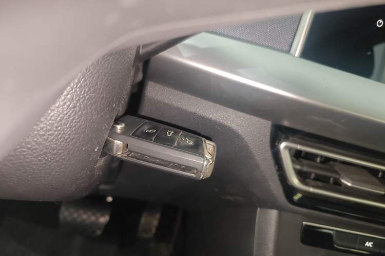 Used Volkswagen Lavida 2024 1.5L Automatic DeYi Edition Interior 1