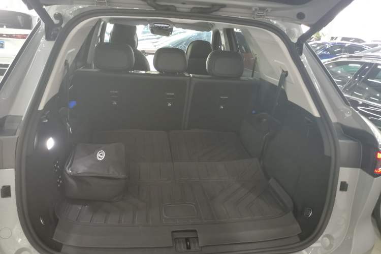 Used Chery Fengyun T9 2024 120 Long-Range Flagship Version 7 Seats Lithium Iron Phosphate