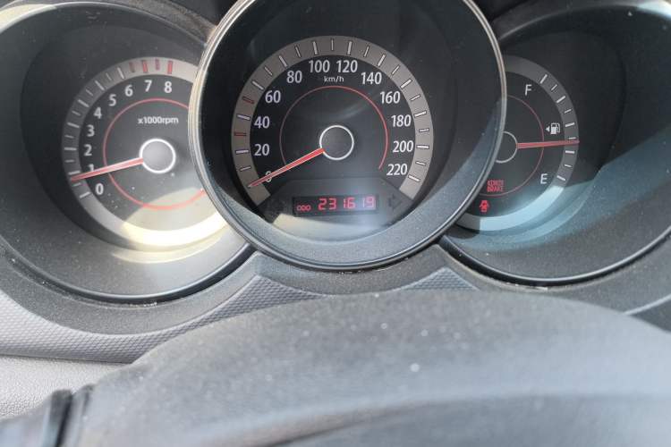 Used Kia Forte 2011 1.6L MT GL
