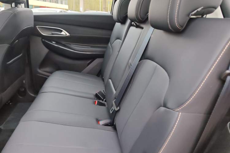 Used CHANGAN CS75 2026 Model PRO 1.5T DCT Prestige 7-Seater Left Rear Seat