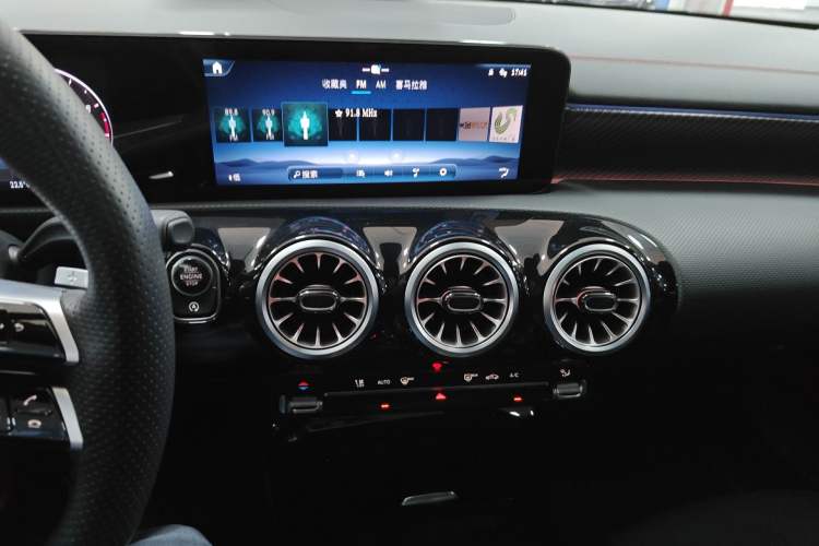 Used Mercedes-Benz A-Class 2024 A 200 L Fashion Model Audio And AC Panel