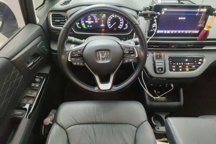 Used Honda Elysion 2022 2.0L eHEV Prestige Edition
