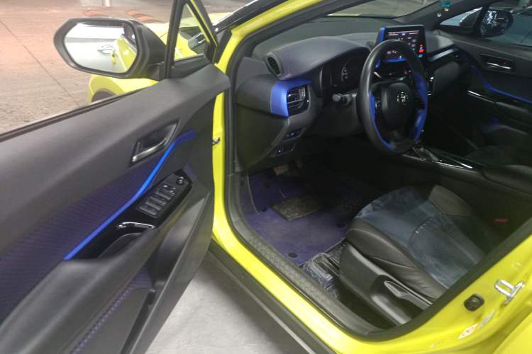 Used Toyota C-HR 2018 2.0L Leading Edition China V-standard