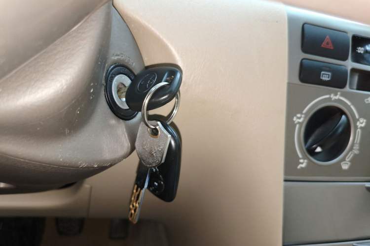 Used Toyota Corolla EX 2011 1.6L Manual Luxury Edition Vehicle Key