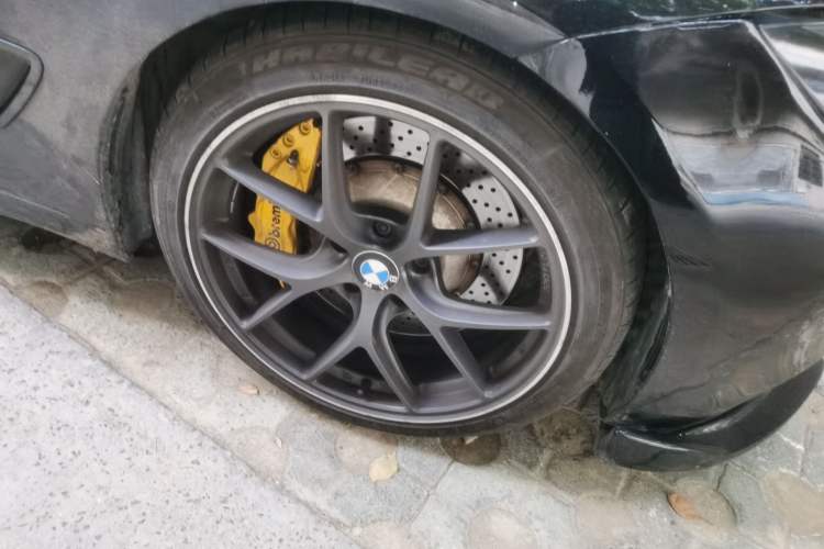 Used BMW 3 Series GT 2017 330i xDrive M Sport Right Front Wheel Hub