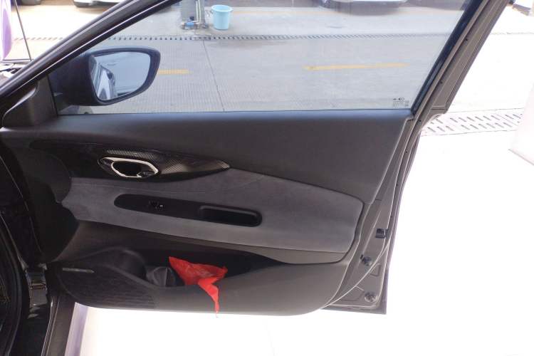 Used GAC Trumpchi EMPOW 2023 400T Automatic R PRO