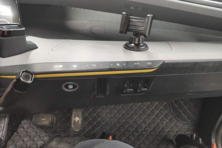 Used Wuling NAMMIEV 2022 Enjoyment Model
