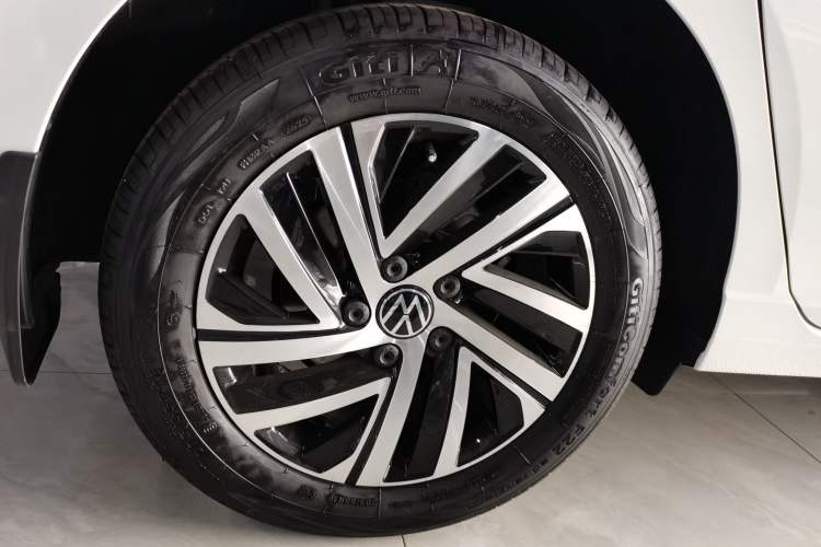 Used Volkswagen Lavida 2024 1.5L Automatic Starry Sky 5 Million Edition