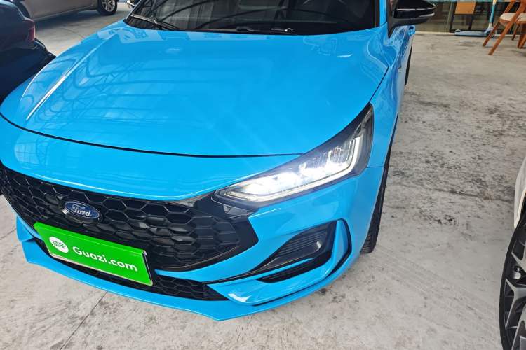 Used Ford Focus 2022 Sedan EcoBoost 180 Automatic ST Line