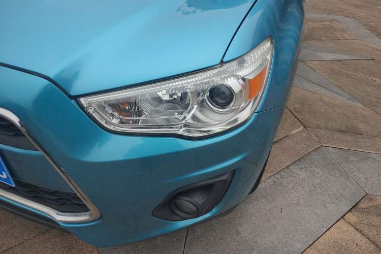 Used Mitsubishi ASX 2013 2.0L CVT Two-Wheel Drive Elite Edition
