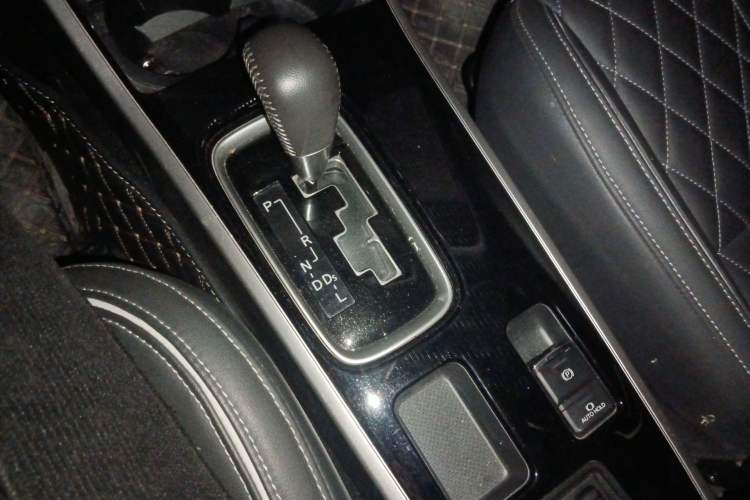 Used Mitsubishi Outlander 2021 2.0L Two-Wheel Drive Comfort Edition 5 Seats
