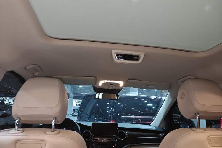 Used Mercedes-Benz V-Class 2020 V 260 Avantgarde Edition