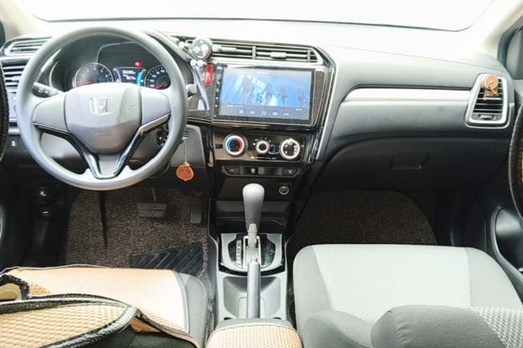 Used Honda Gienia 2017 1.5L CVT Comfort Version
