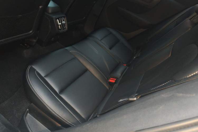 Used Volvo XC40 2022 T4 Four-Wheel Drive Smart & Stylish Edition